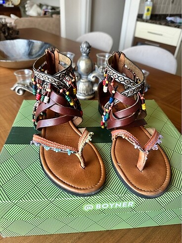 Diğer TABA BONCUKLU SANDALET