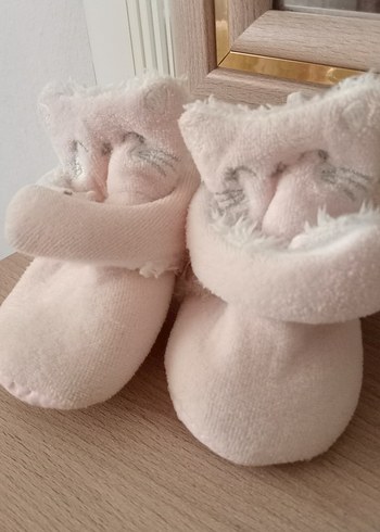 kız bebek peluş patik ayakkabı