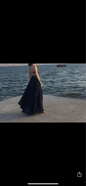 Lacivert sırt detaylı abiye