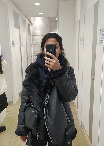 Siyah Deri kürklü şişme deri ceket kaban - Görsel 3