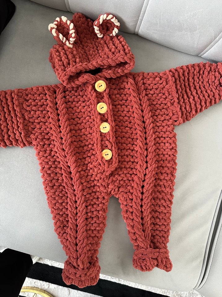 Kapüşonlu Örgü Bebek Tulumu - Görsel 3