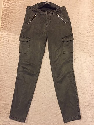 haki, fermuar detaylı, kargo jean