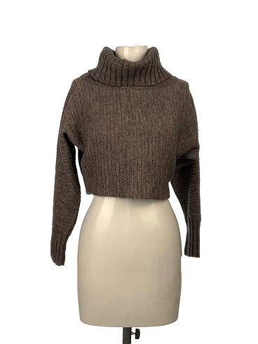 Bershka Kazak / Triko %70 İndirimli.
