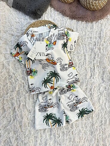 Zara Zara snoppy şortlu takım