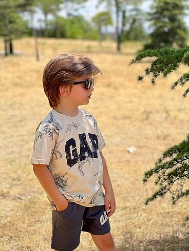 8 Yaş Beden GAP DİNOZOR BASKILI TAKIM 3-4/4-5/5-6/7-8 Yaş