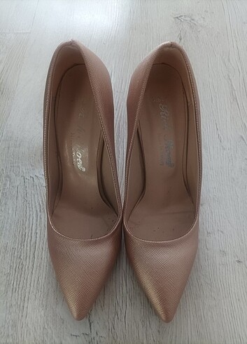 Diğer Stiletto