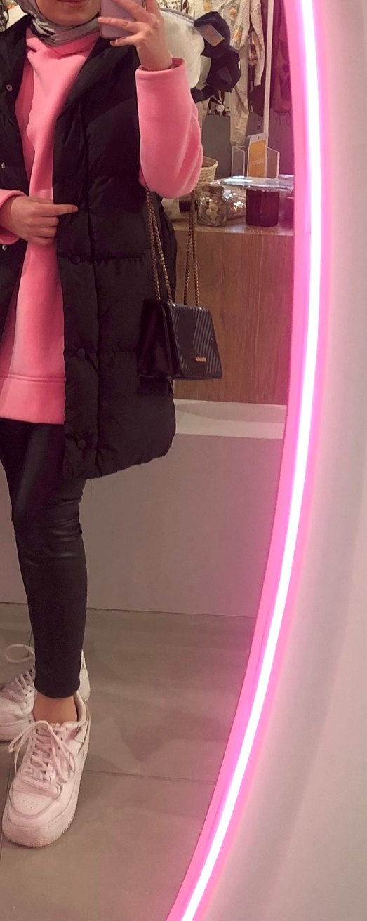 Kemerli Siyah Kadın Şişme Yelek - Görsel 2