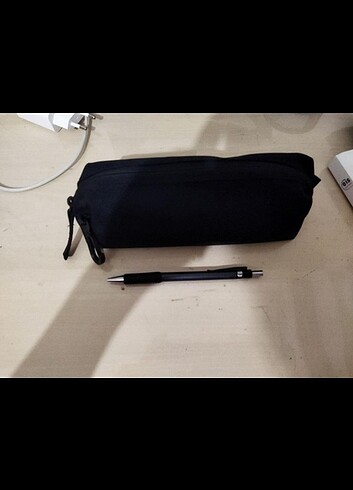  Nike kalemkutu ve Faber Castell kalem