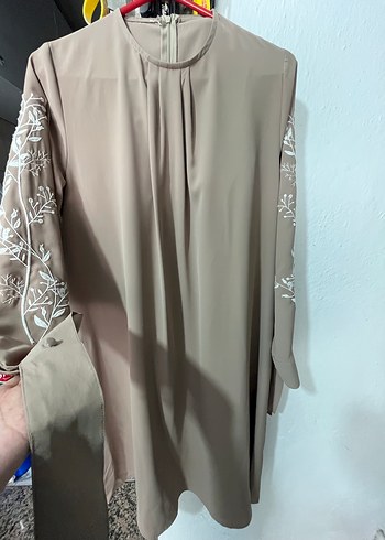 Trendyol & Milla Bej Uzun Kollu Salaş Tunik