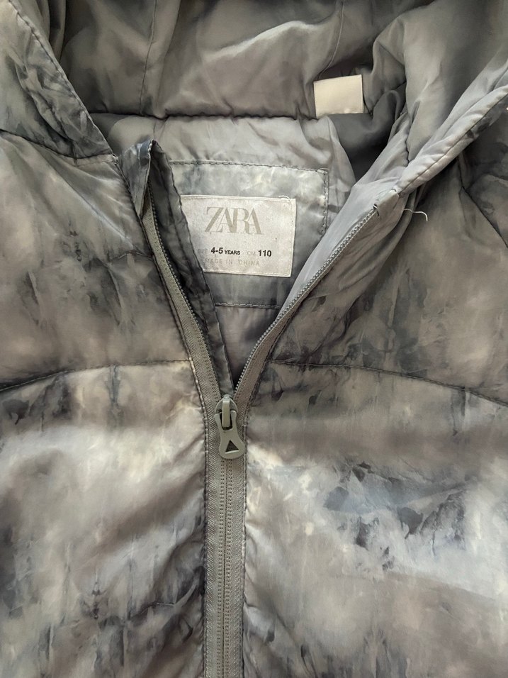 Kapüşonlu Gri Erkek Çocuk Ceketi - Görsel 3