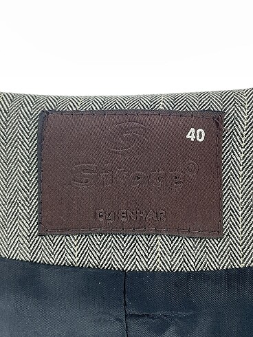 40 Beden çeşitli Renk Diğer Blazer %70 İndirimli.
