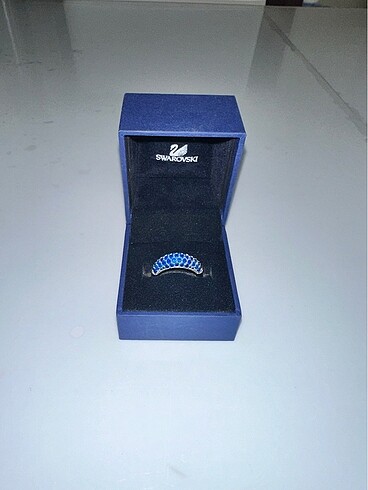Swarovski Yüzük