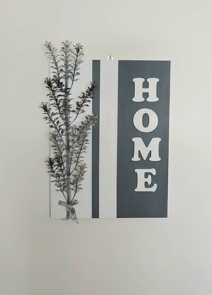 Beyaz gri pano . Kabartmalı Home yazısı 