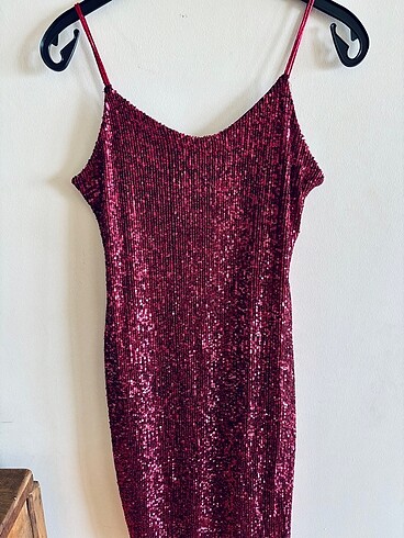 Bordo pullu elbise - yeni etiketlidir .