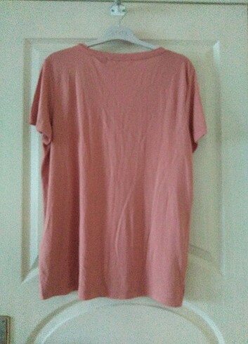VEDI VERO Etiketi üzerinde kadın tshirt 