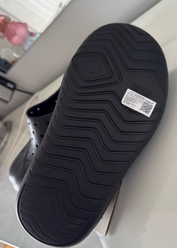 Minimalist Siyah Bayan Terlik - Görsel 4