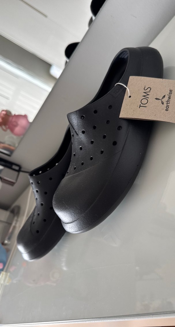 Minimalist Siyah Bayan Terlik - Görsel 2