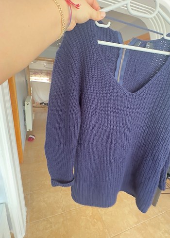 V Yaka Örgü Mavi Kadın Kazak - Görsel 2