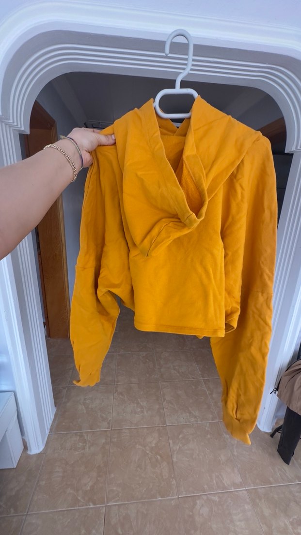 Sarı Baskılı Kadın Sweatshirt - Görsel 2