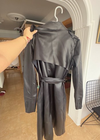 Kemerli Gri Deri Kadın Trençkot - Görsel 2