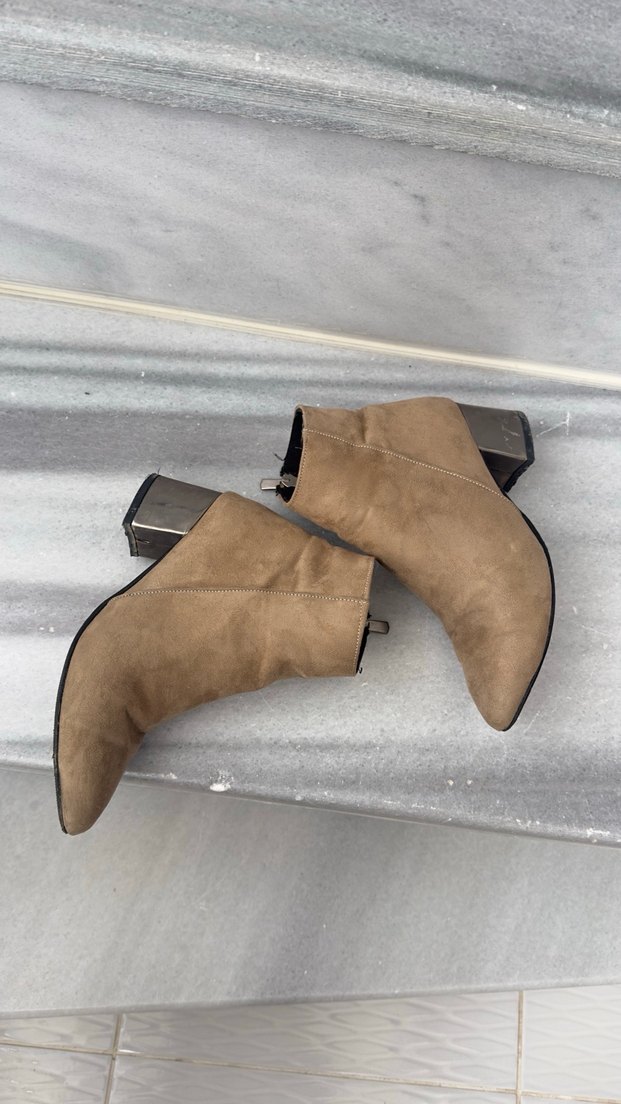 Bej Süet Kadın Topuklu Bot - Görsel 3