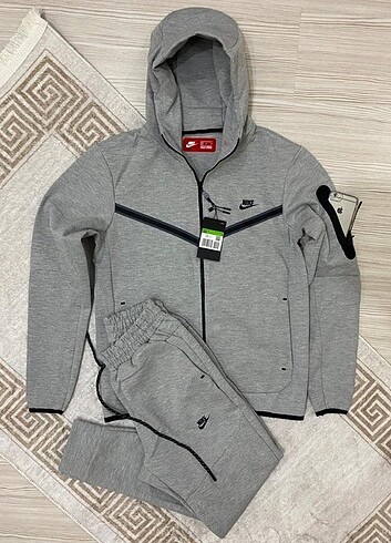 Nike erkek eşofman takimi 