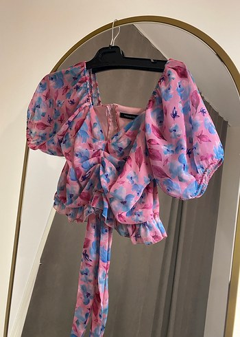 Pembe V Yaka crop Bluz - Görsel 5