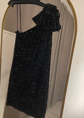 Gösterişli Siyah Payetli Uzun Abiye Elbise - Görsel 3