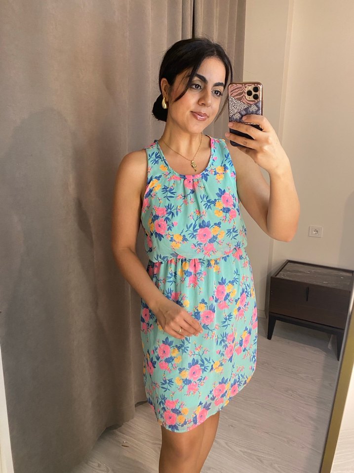 Turkuaz V Yaka Midi Transparan Elbise - Görsel 4