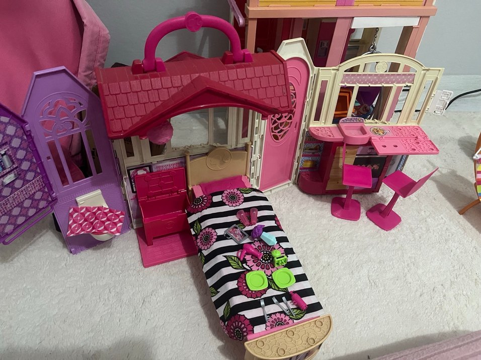 Pembe Taşınabilir Oyuncak Ev Çantası - Görsel 3