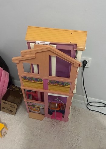 Barbie muhteşem malibu evi - Görsel 3