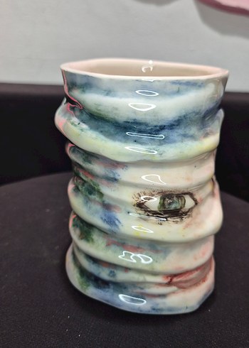 El Yapımı Figürlü Seramik Çocuk Kalemlik & Vazo - Görsel 6