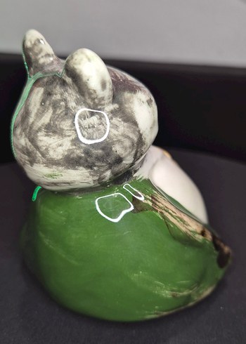 Butik Tasarım "Kravatlı Kurbağa" El Yapımı Dekoratif Obje - Görsel 5