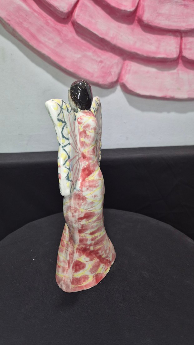 Tasarım El Yapımı Seramik "Renkli Kanatlı Figür" Dekoratif Biblo - Görsel 3