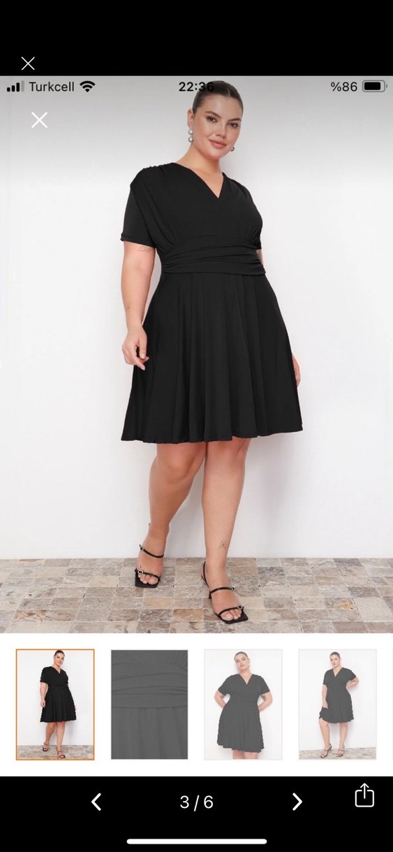 Kısa Kollu Siyah V Yaka Midi Elbise - Görsel 2
