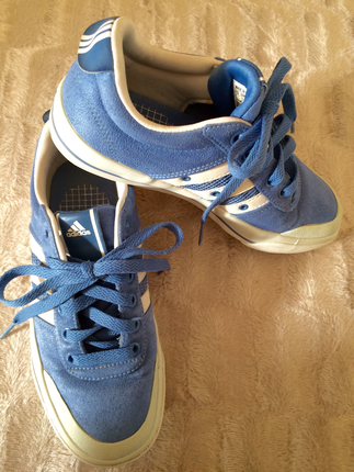 Adidas spor ayakkabı