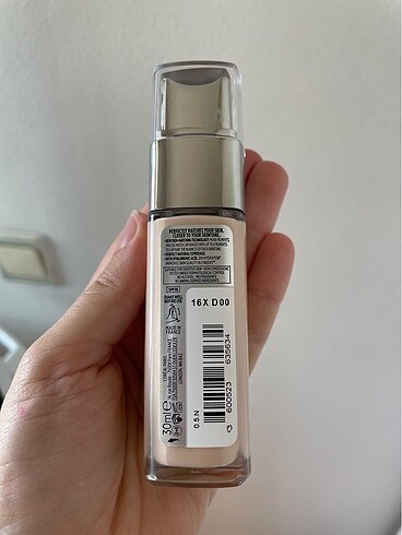  Beden loreal paris true match fondöten 0.5n