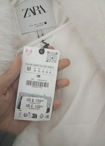 Zara orjinal kürk hiç giyilmedi tertemiz yeni etiketli
