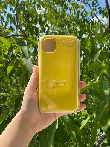 iPhone 11 sarı silikon kılıf