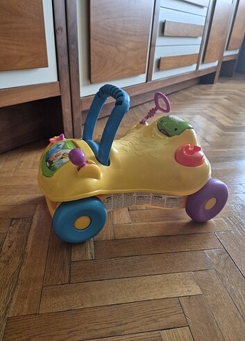 Fisher Price Yürüme arabası