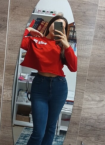 Kırmızı crop sweat