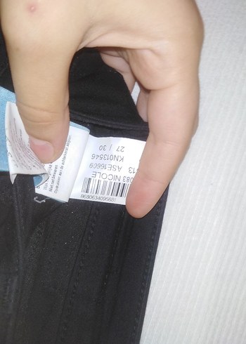 28 Beden Siyah Kadın Midi Boy Dar Kesim Kot Pantolon