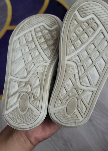 Beyaz Erkek Çocuk Cırt Cırtlı sanaltet - Görsel 3