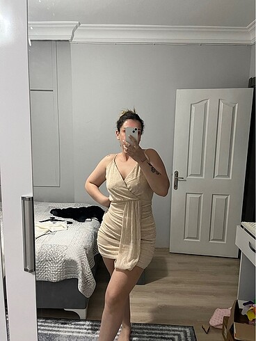 Trendyol & Milla Nude renk mezuniyet elbisesi