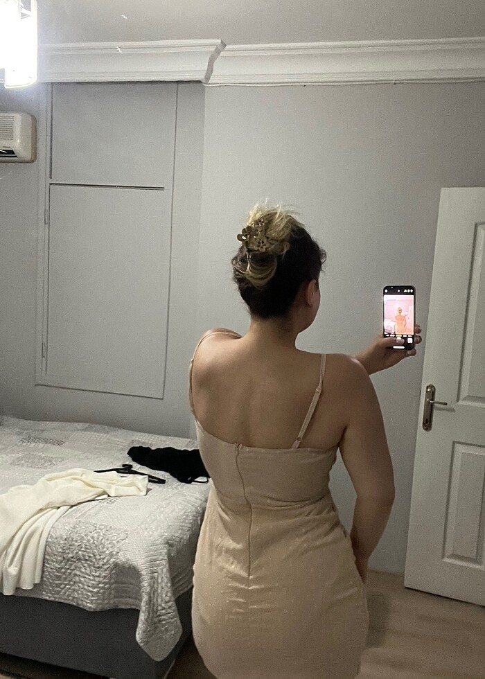 Nude renk mezuniyet elbisesi - Görsel 3