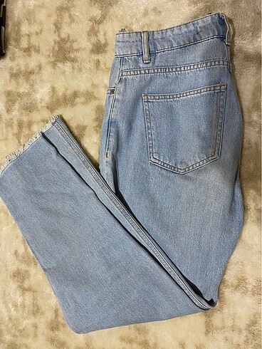 Mom Jeans