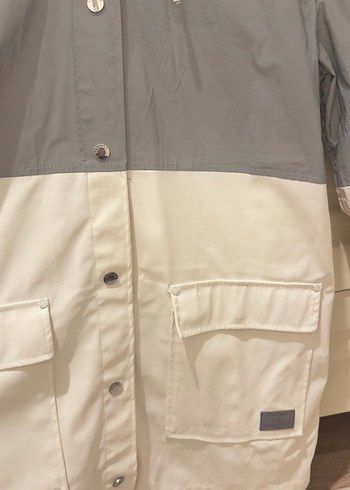 Bershka yağmurluk - Görsel 3