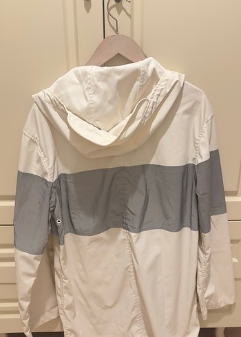 Bershka yağmurluk - Görsel 2