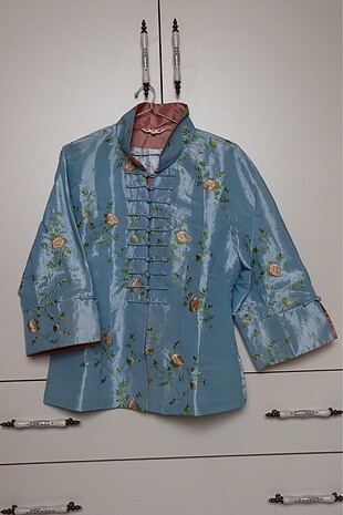 İşlemeli Çin tarzı gömlek ceket