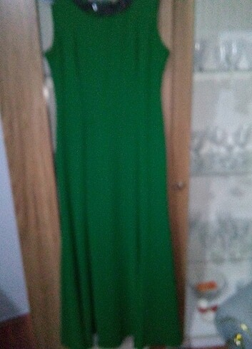 Yeşil gece elbisesi 